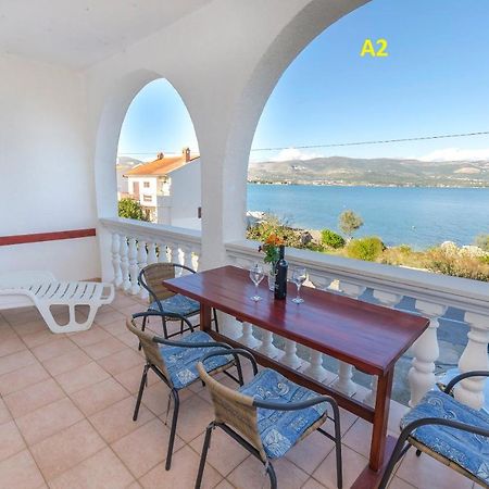 Apartments Tomislav Трогир Екстериор снимка