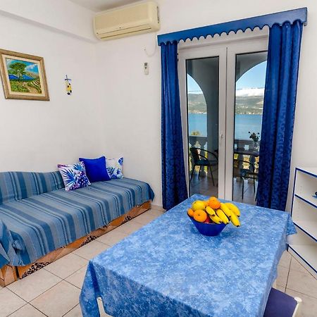 Apartments Tomislav Трогир Екстериор снимка