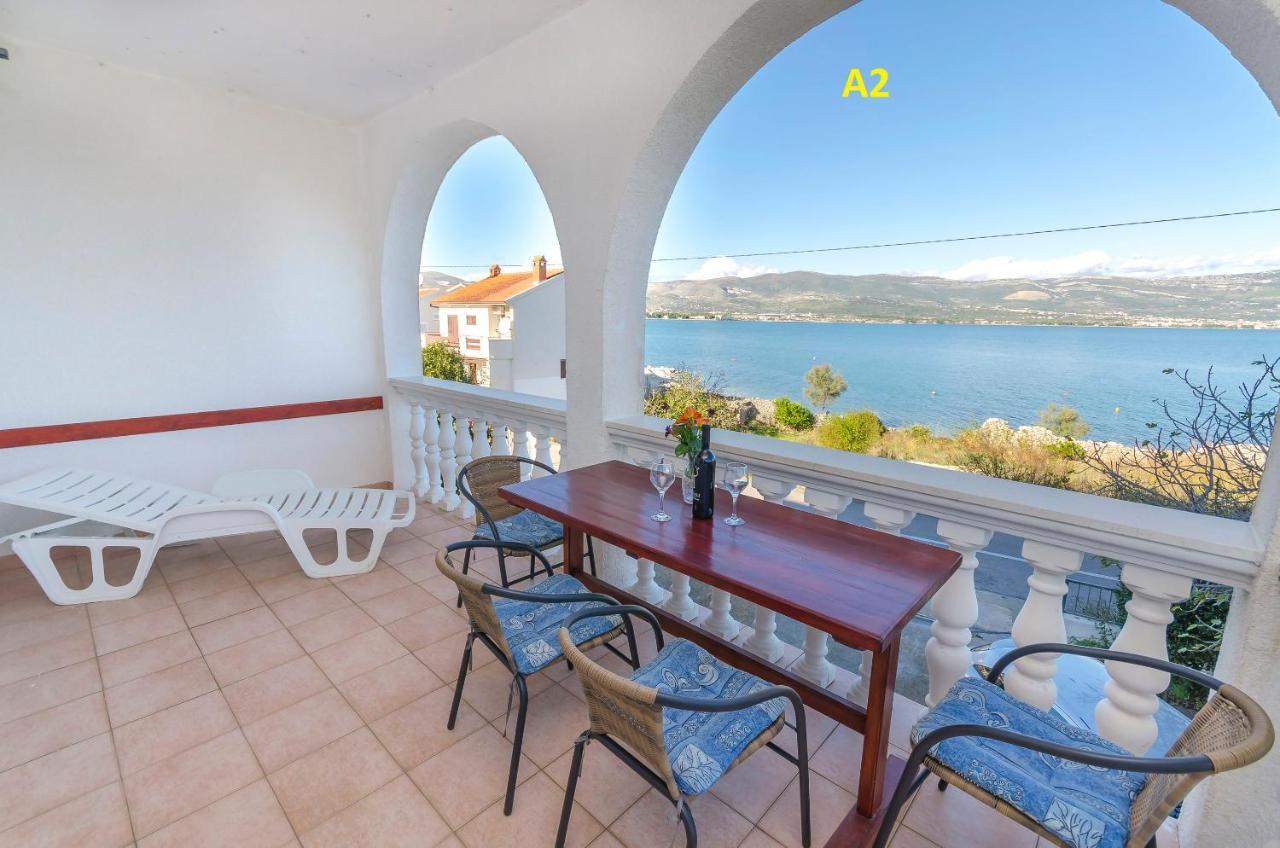 Apartments Tomislav Трогир Екстериор снимка