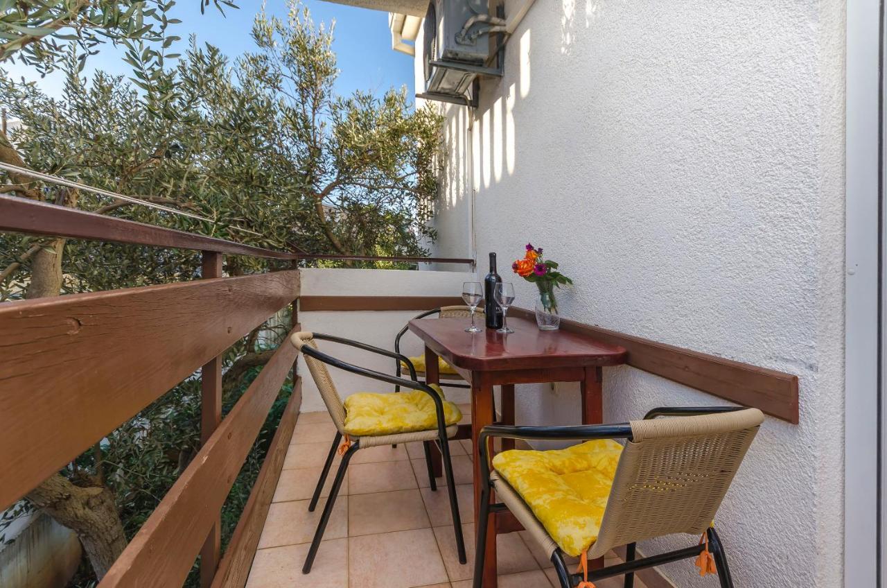 Apartments Tomislav Трогир Екстериор снимка
