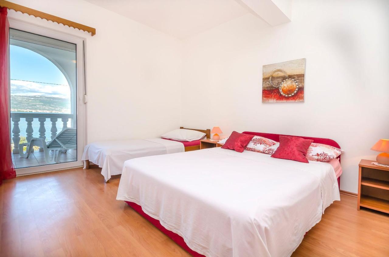 Apartments Tomislav Трогир Екстериор снимка